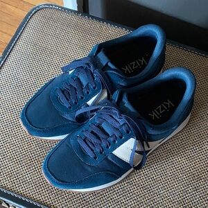 KIZIK Milan size 8.5 M / 10 W